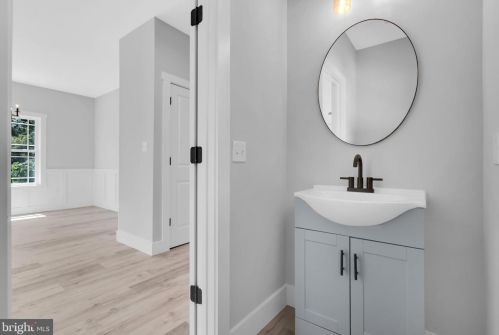 393 Hoover Ave, Berkeley Township NJ 08721-2866 exterior