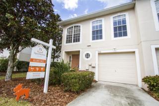 9940 Ashburn Lake Dr, Tampa FL  33610-5916 exterior