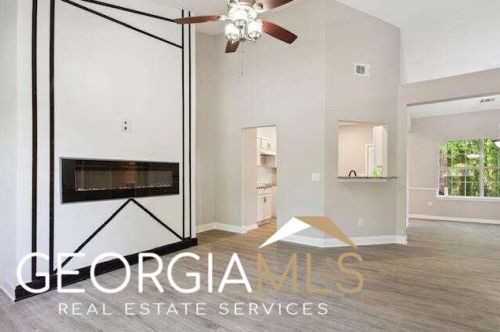 1386 Highgrove Way, Atlanta GA  30349-7510 exterior
