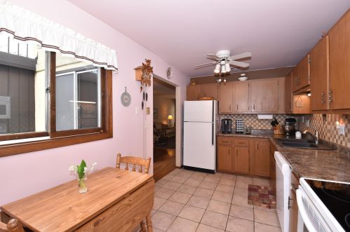 5266 Somerset Ln, Milwaukee WI 53221-3223 exterior