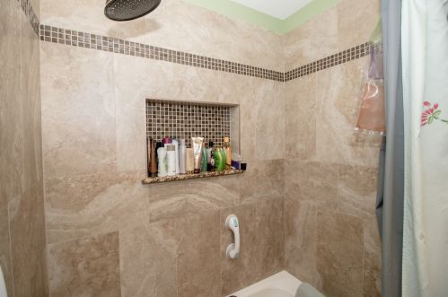 5624 Melvina Ave, Chicago IL 60646-1123 exterior