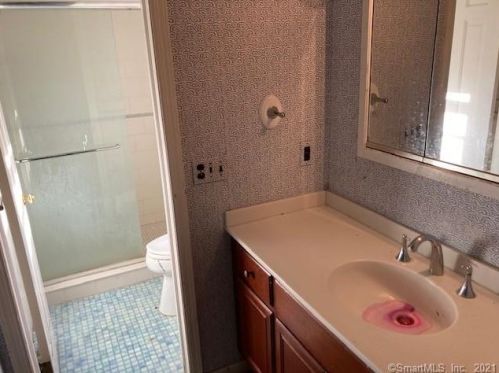 182 Deer Run Rd, Wilton CT 06897-1207 exterior