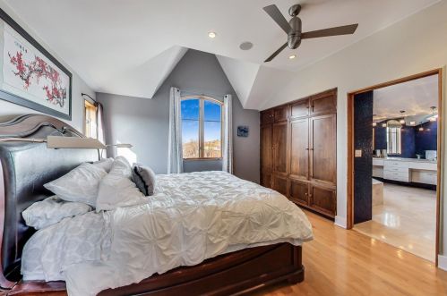 1453 Belden Ave, Chicago IL 60647-3220 exterior