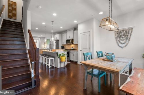 5136 Randolph Rd, Rockville MD  20852-2242 exterior