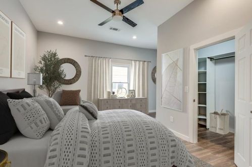 991 Metropolitan Pkwy, Atlanta GA 30310-4445 exterior