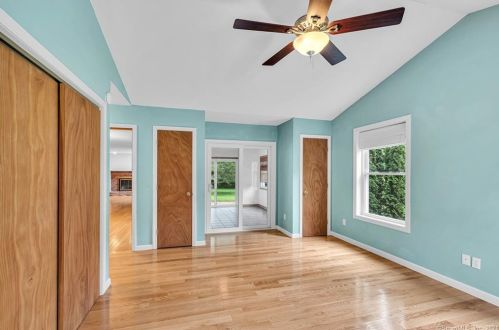 10 Pheasant Run, Windsor CT 06095-1549 exterior