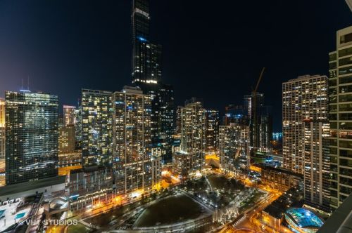 340 Randolph St, Chicago IL  60601-7618 exterior