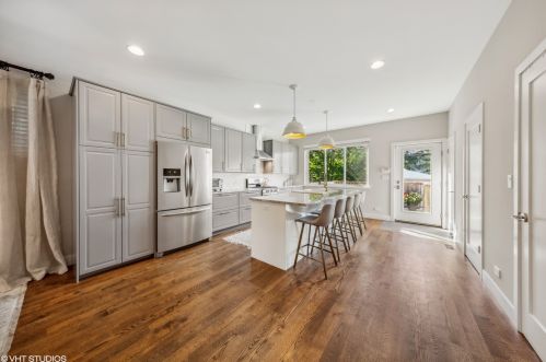 2040 Hamlin Ave, Chicago IL 60647-1010 exterior