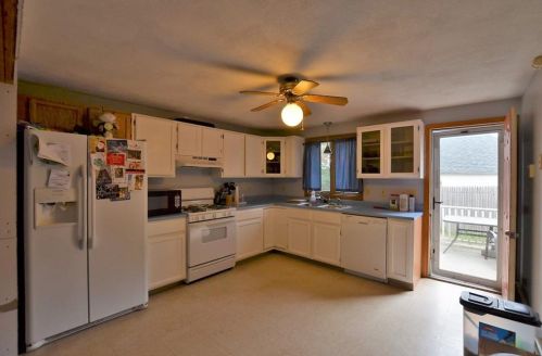 151 7th Ave, Woonsocket RI  02895-4020 exterior