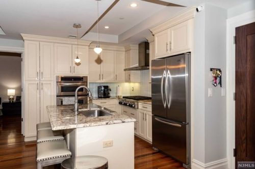 53 Eton Row, Union City NJ 07086 exterior