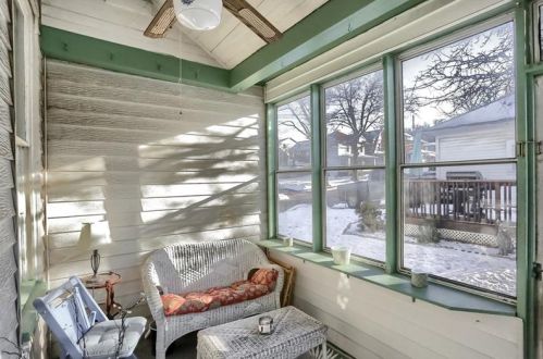 1526 State Ave, Moon Twp PA  15108-2052 exterior