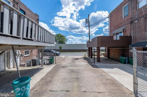 2947 Juniper St, Philadelphia PA 19148-4950 exterior