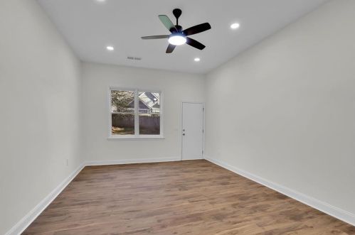 2199 Collins Dr, Atlanta GA  30318-1217 exterior