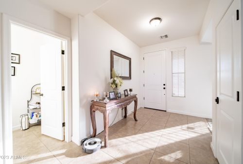 8308 15th St, Phoenix, AZ 85042-7904