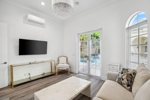 6499 Enclave Way, Boca Raton FL 33496-4076 exterior