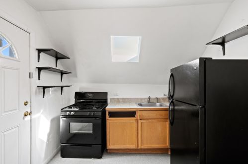 1831 Spaulding Ave, Chicago IL 60624-1536 exterior