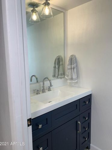 3004 46 St, Phoenix AZ 85008-2436 exterior