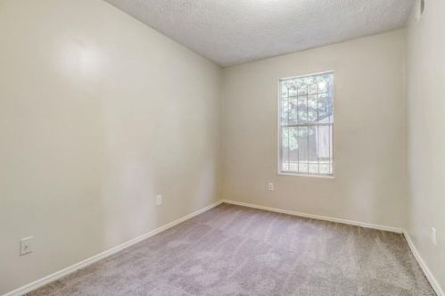 5370 Frst Downs Cir, Atlanta GA 30349-2485 exterior