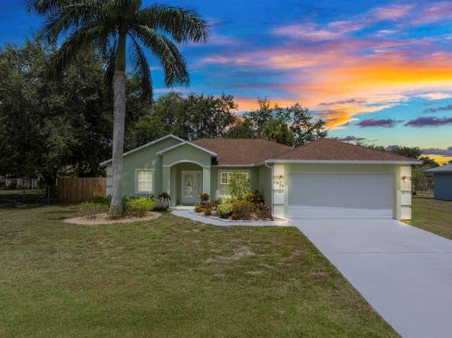 1919 Beekman St, Fort Pierce FL 34953-1727 exterior