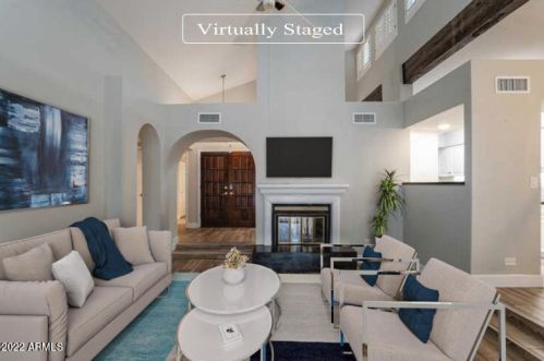 9415 46th St, Phoenix, AZ 85044-7513