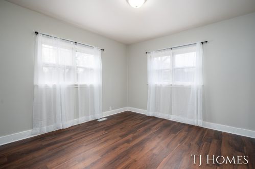 3237 6th St, Meskegon MI  49444-2845 exterior