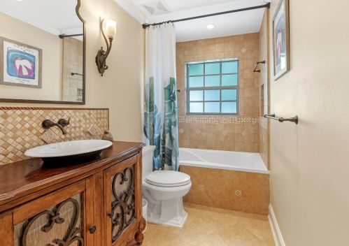 350 13th St, Boca Raton FL  33432-7109 exterior