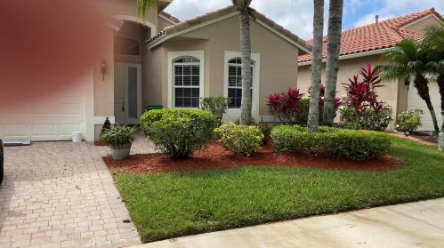 404 Springview Loop, Fort Pierce FL  34986-2663 exterior