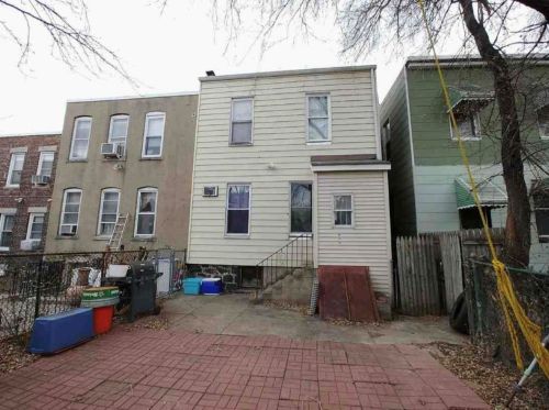 2010 Kerrigan Ave, Union City, NJ 07087-2030