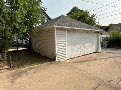 3336 44th St, Milwaukee WI  53219-4811 exterior