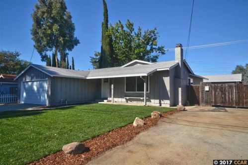 1242 New Hampshire Dr, Concord, CA 94521-3805
