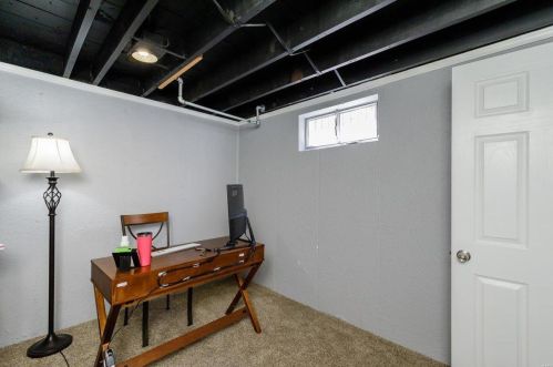 7148 Sharp Ave, Saint Louis MO 63116-3040 exterior