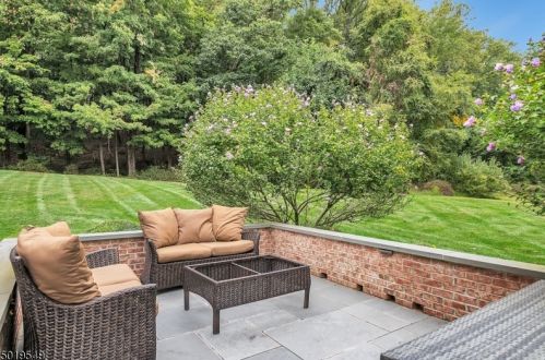 3 Park Rdg Ct, Chester NJ 07930-3016 exterior