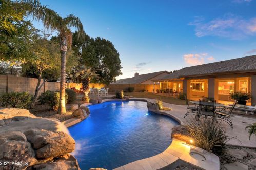 14651 25th Pl, Phoenix AZ 85008-2732 exterior