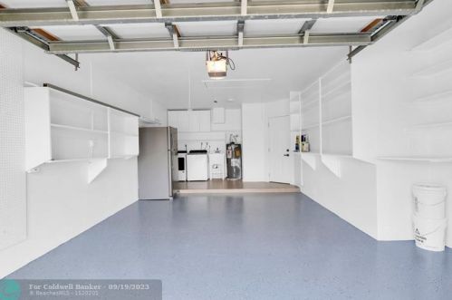 943 4th St, Boca Raton FL  33432-4201 exterior