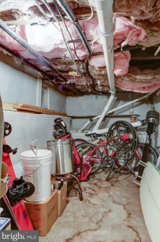 504 Poplar St, Lancaster PA  17603-5235 exterior