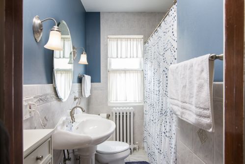 4919 Marmora Ave, Chicago IL 60639-2833 exterior