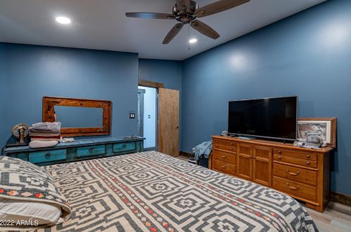 39510 12th St, Phoenix AZ  85086-7336 exterior