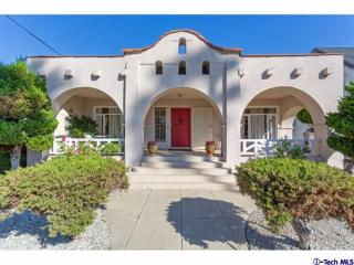 1128 St Andrews Pl, Los Angeles CA  90038-2970 exterior