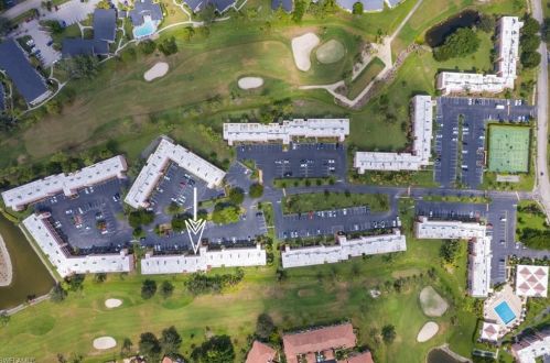 200 Turtle Lake Ct, Naples FL 34105-5567 exterior