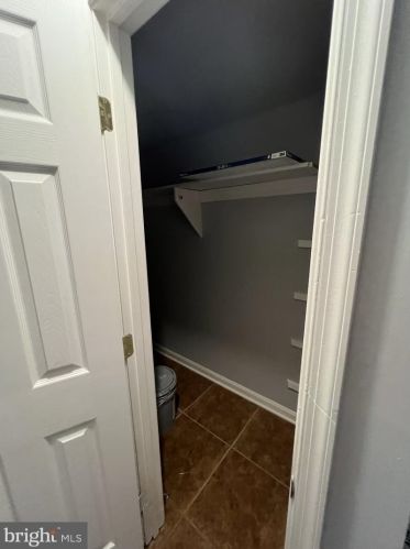 1807 Youngblood St, Mc Lean VA  22101-5244 exterior