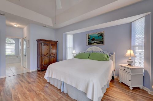 2885 Eagle Dr, Fort Pierce FL 34951-2374 exterior