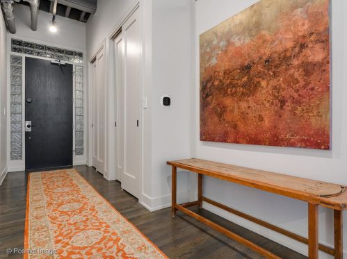 420 Grand Ave, Chicago IL 60612-1144 exterior