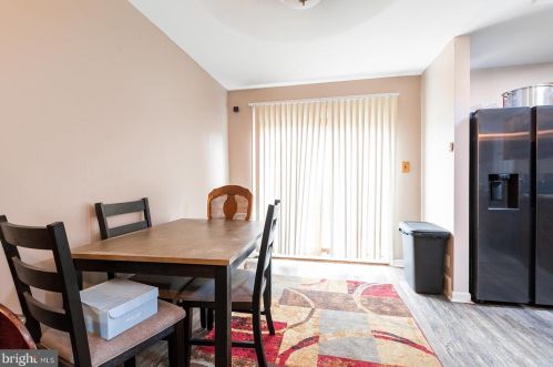 5411 Erdrick St, Philadelphia PA 19135-1013 exterior