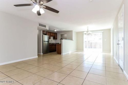 1807 66th Dr, Phoenix AZ  85035-4716 exterior