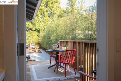 1319 Curtis, Berkeley CA 94702-1003 exterior