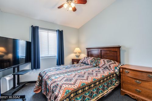 11347 Gray Boulder Ct, Tucson AZ  85737-4612 exterior