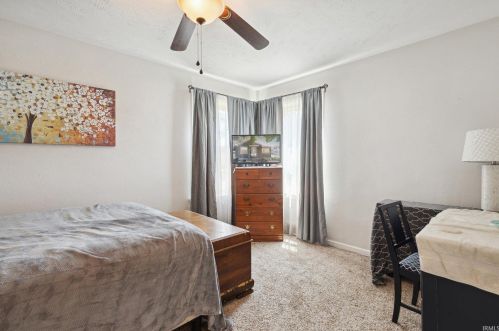 3627 Vistula Rd, Mishawaka IN 46544-4055 exterior