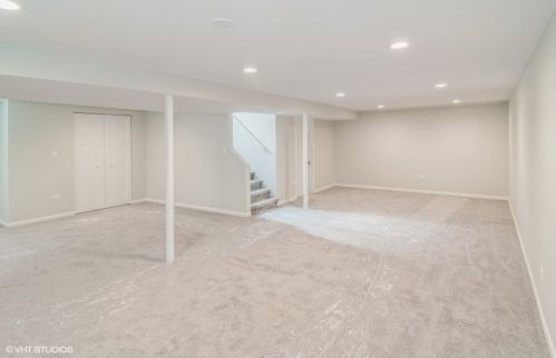 1105 9 Ave, Broadview IL 60153-1331 exterior