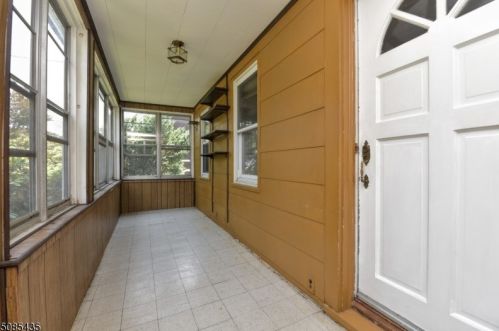 77 Kiel Ave, Kinnelon, NJ 07405-2545