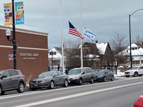 10439 Avenue, Chicago IL  60617-6240 exterior